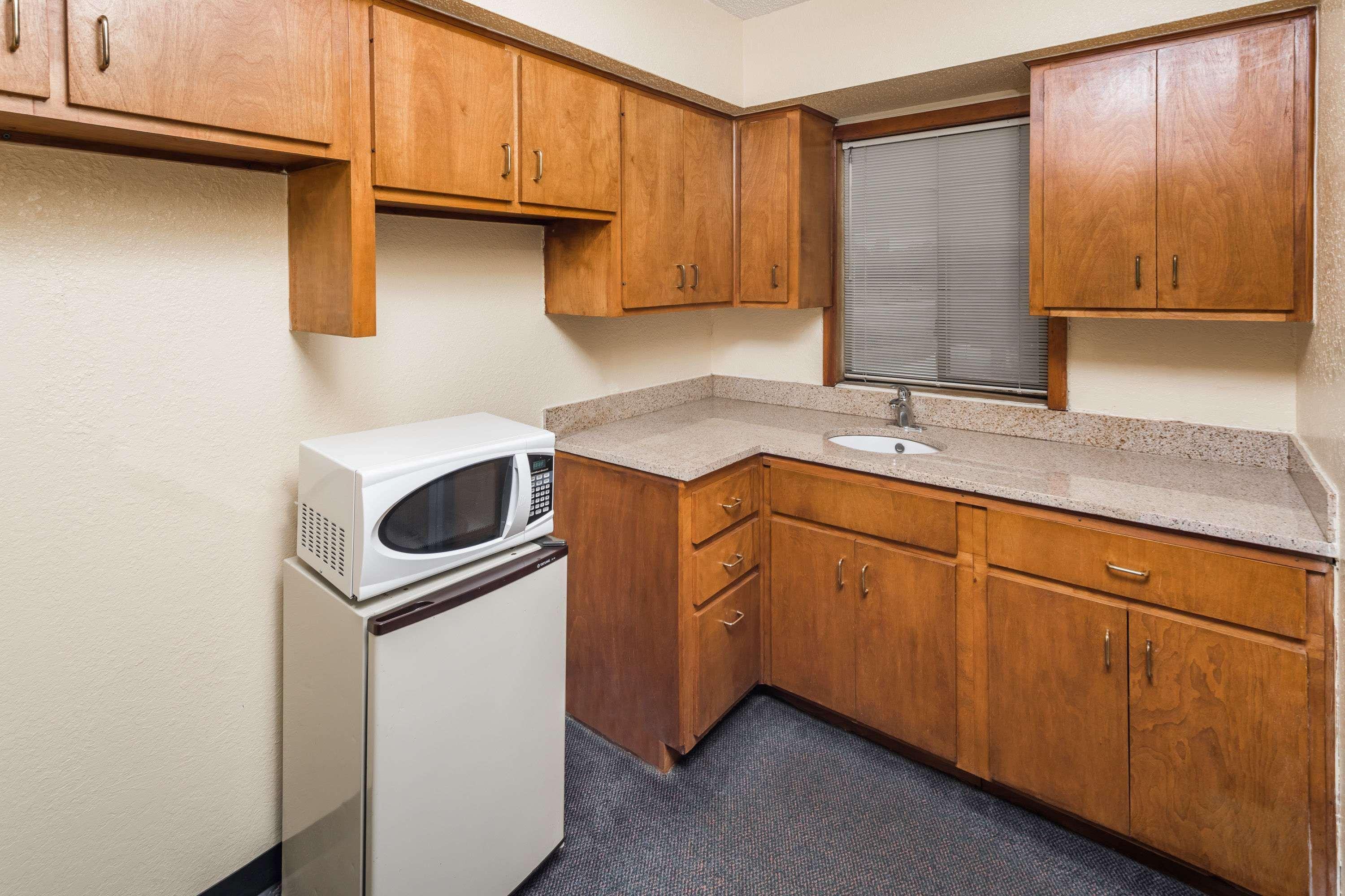 Days Inn By Wyndham Walterboro Extérieur photo