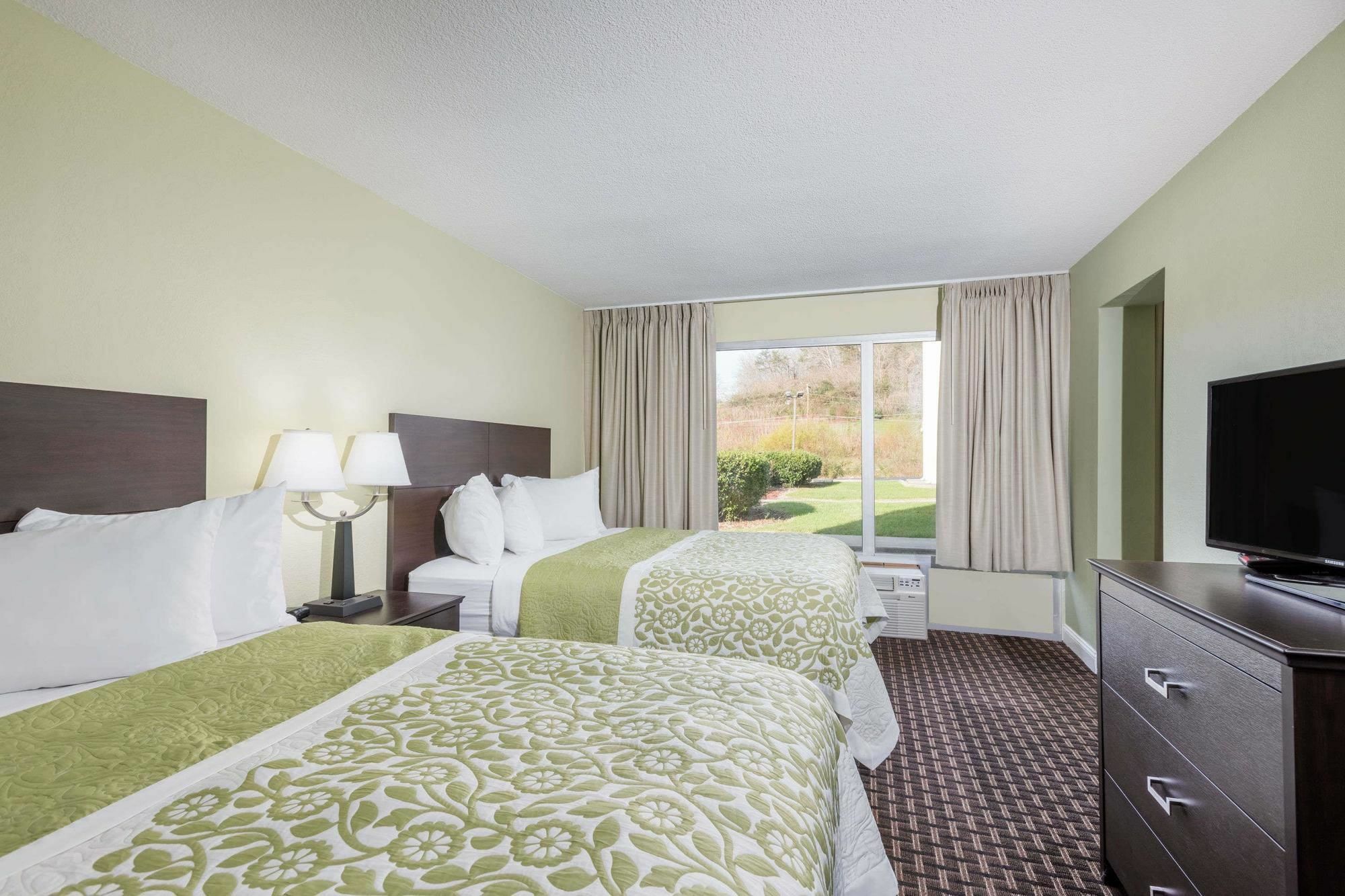 Days Inn By Wyndham Walterboro Extérieur photo