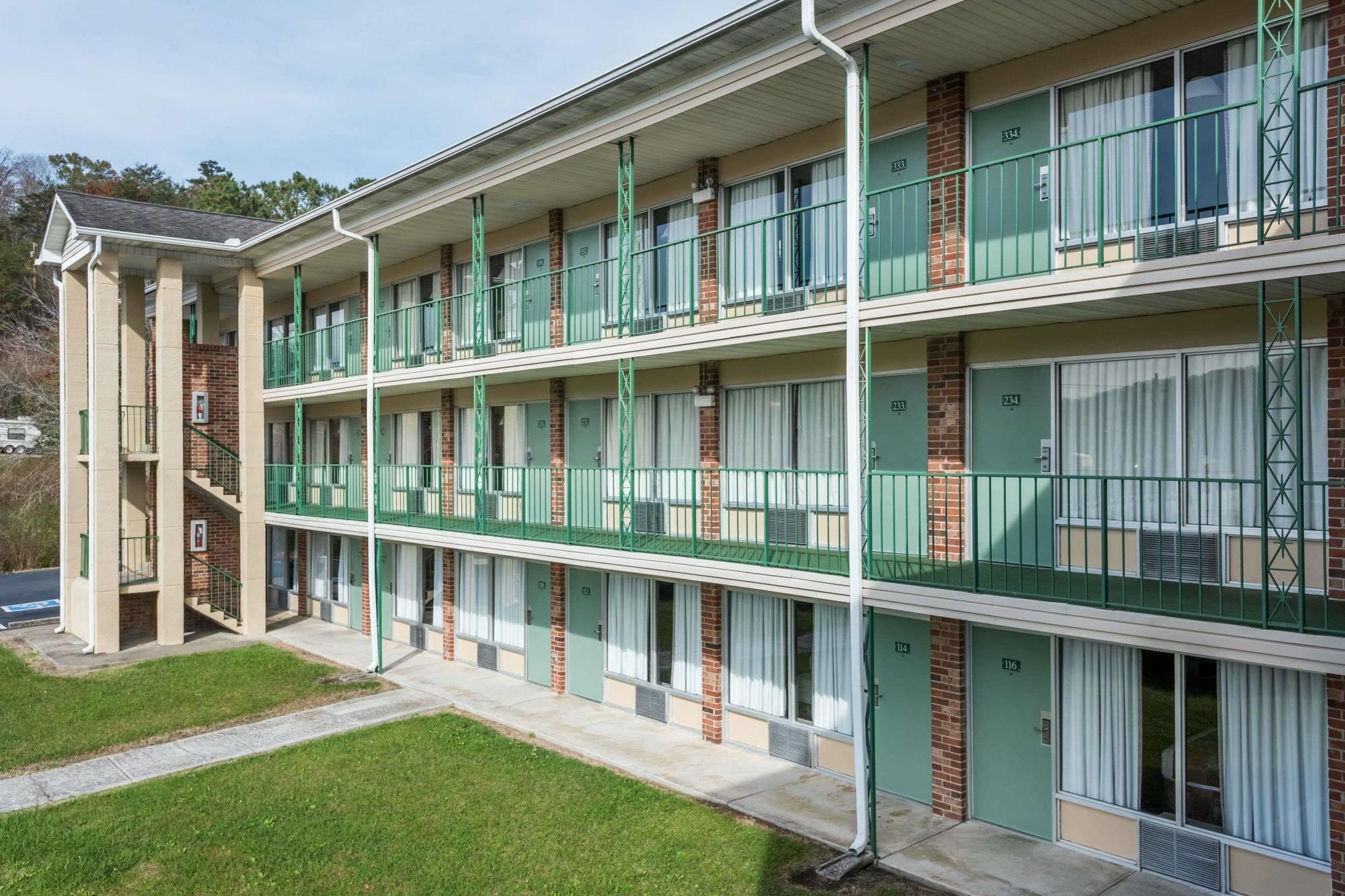 Days Inn By Wyndham Walterboro Extérieur photo